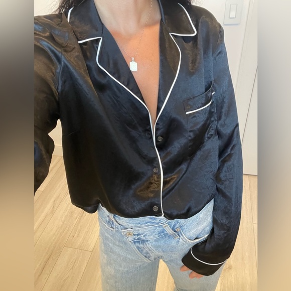 Babaton Aritzia Blouse - Picture 9 of 15